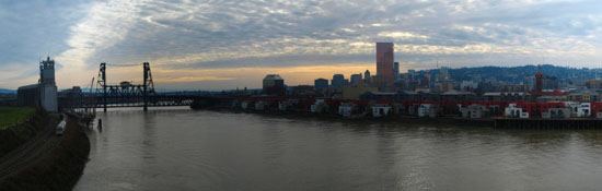 willamette-steelbridge-downtown-mccormick.jpg