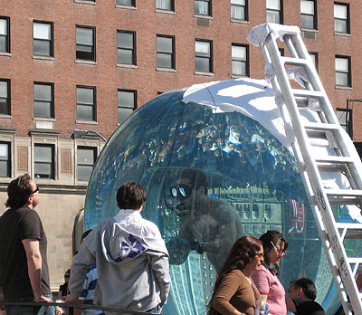David Blaine Bubble, Lincoln Center 2, New York City, May 2006