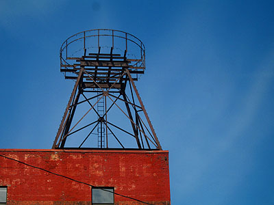 Chown Pella Water Tower, Portland, Oregon, May 2007