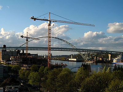 Fremont Bridge, Cranes