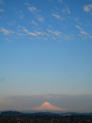 Mt Hood, Cirus Clouds
