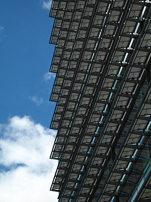 OHSU Building, Sky