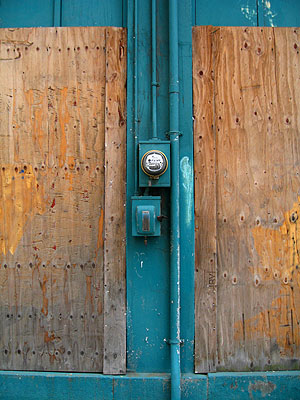 Power Meter, Boarded up Windows, Portland, Oregon, May 2007