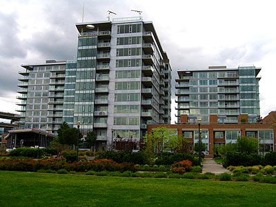 The Strand Condos 1