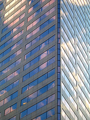 US Bancorp Tower, Sky Reflections